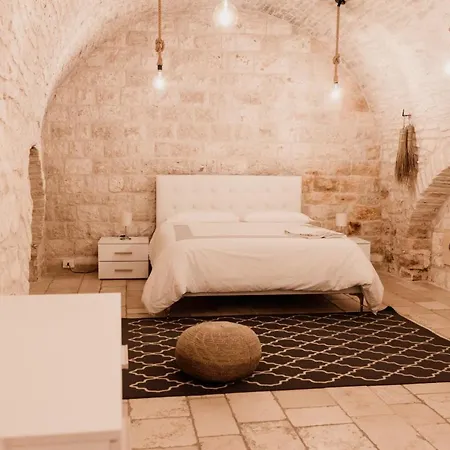 A Stare - Stone In The Historic Center - Apartment Molfetta